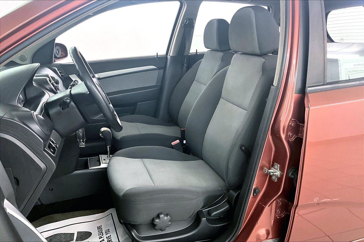 2011 Chevrolet Aveo LT w/1LT