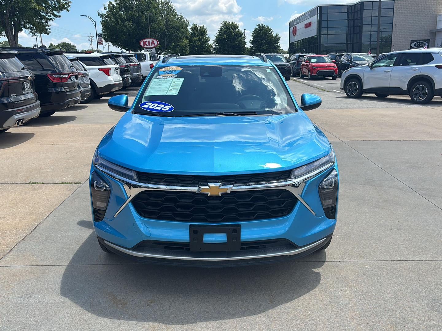 2025 CHEVROLET TRUCK TRAX LT