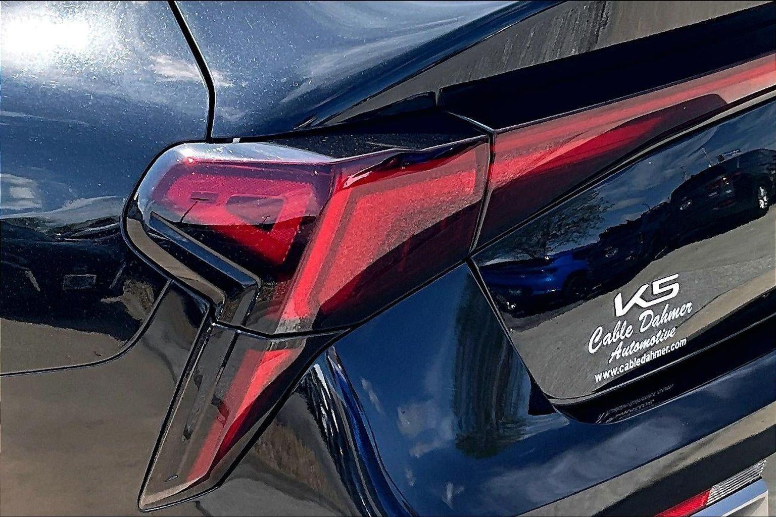 2025 Kia K5 LXS