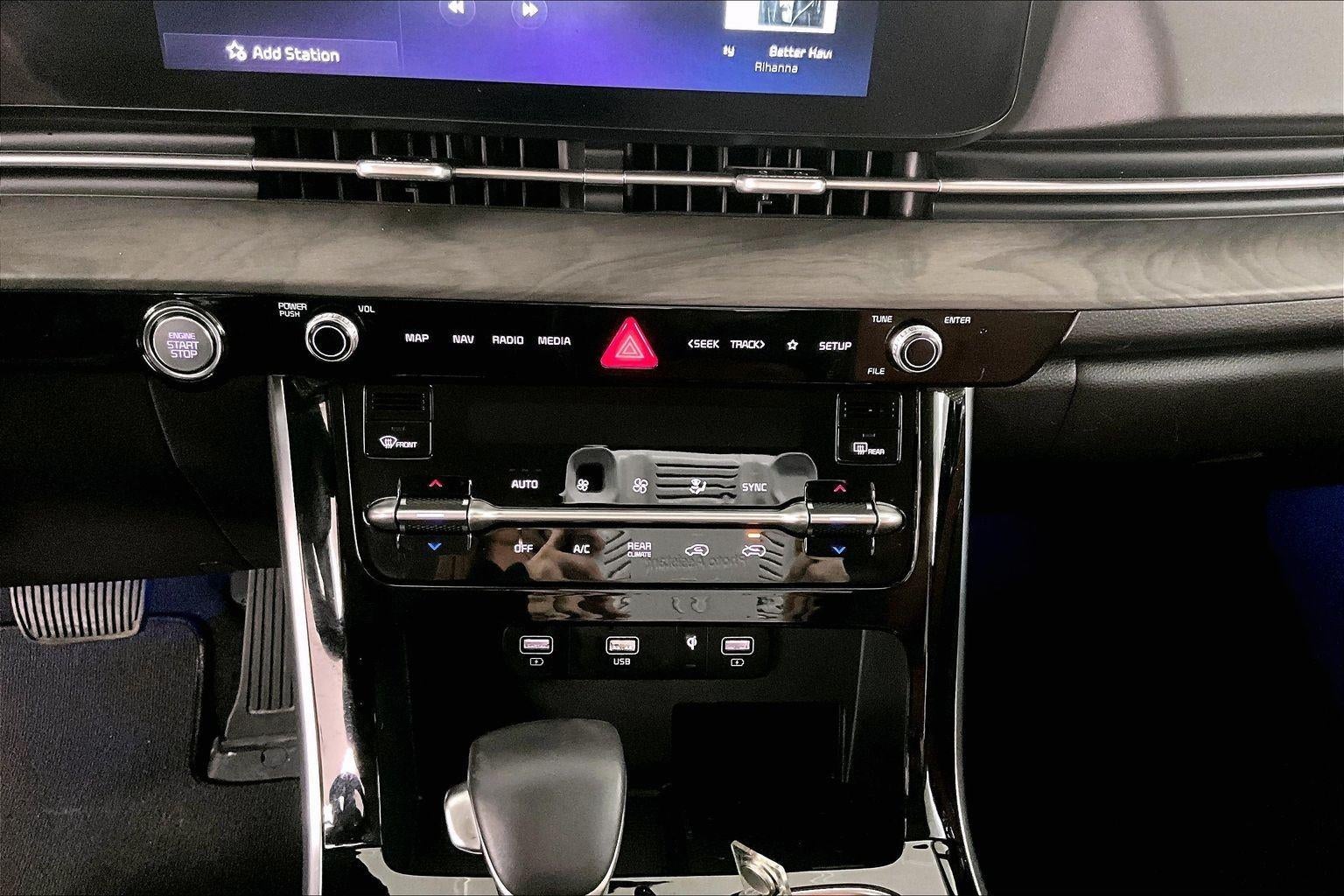 2024 Kia Carnival SX