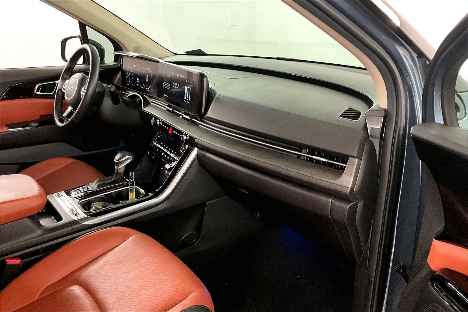 2024 Kia Carnival SX