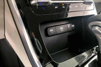 2023 Kia Carnival SX