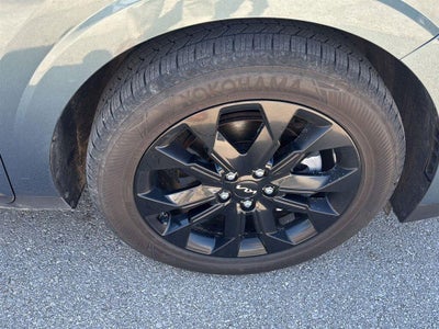 2024 Kia Carnival SX
